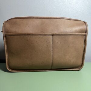 Vintage Coach Companion